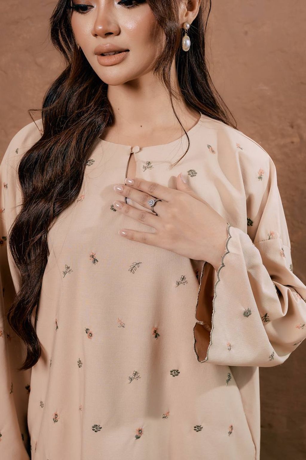 photo_6195000303531265569_y