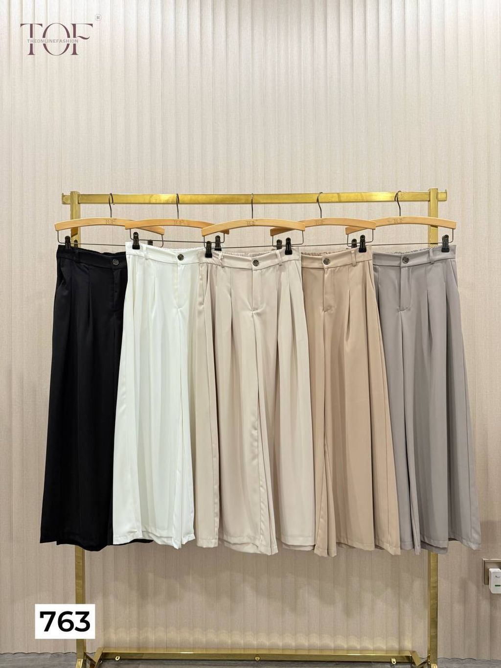 photo_6253447996611693444_y