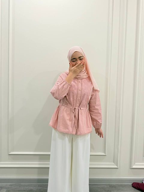 photo_6255738979412020691_y