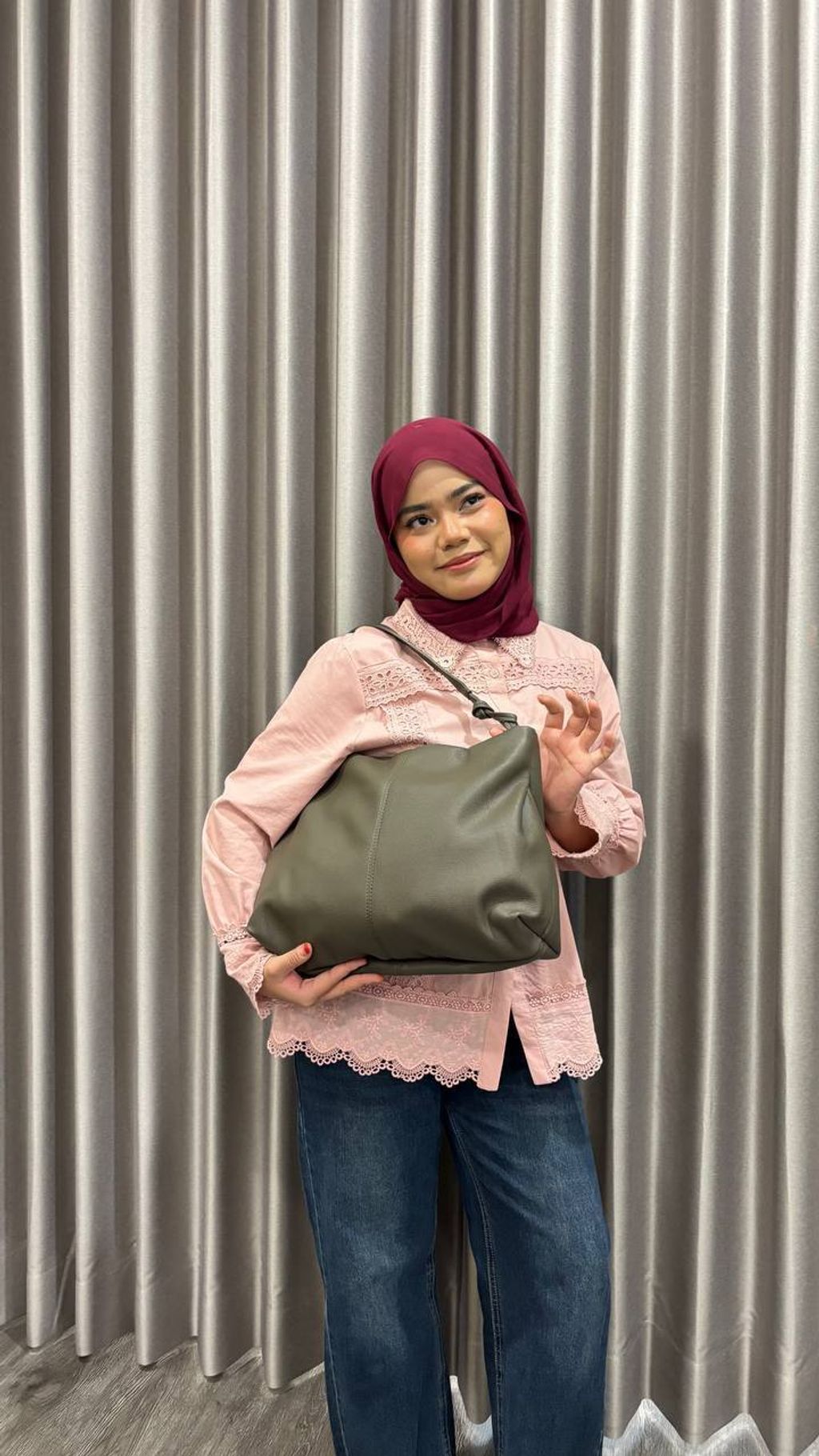 photo_6329809774945438985_y