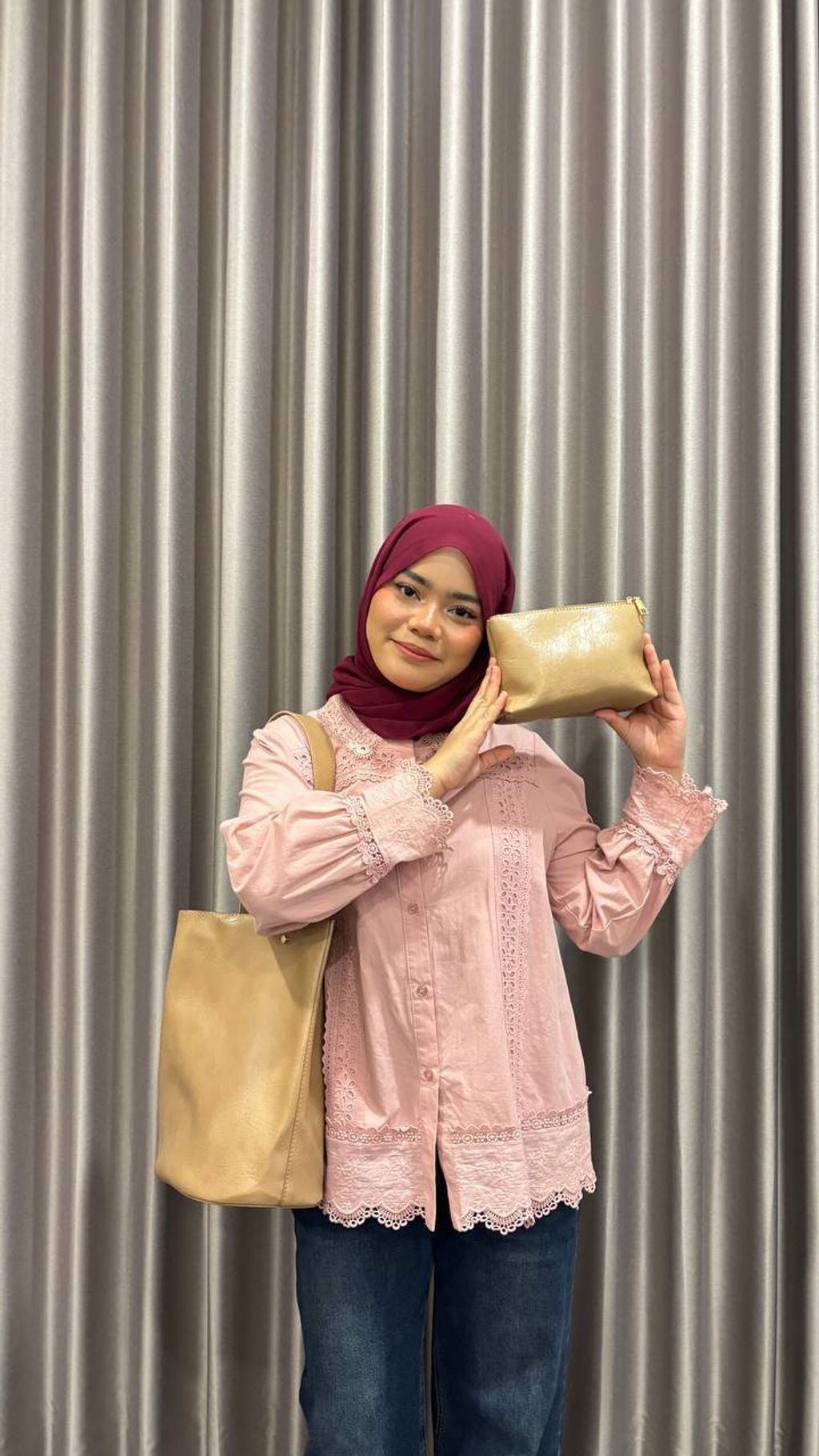 photo_6329809774945438994_y