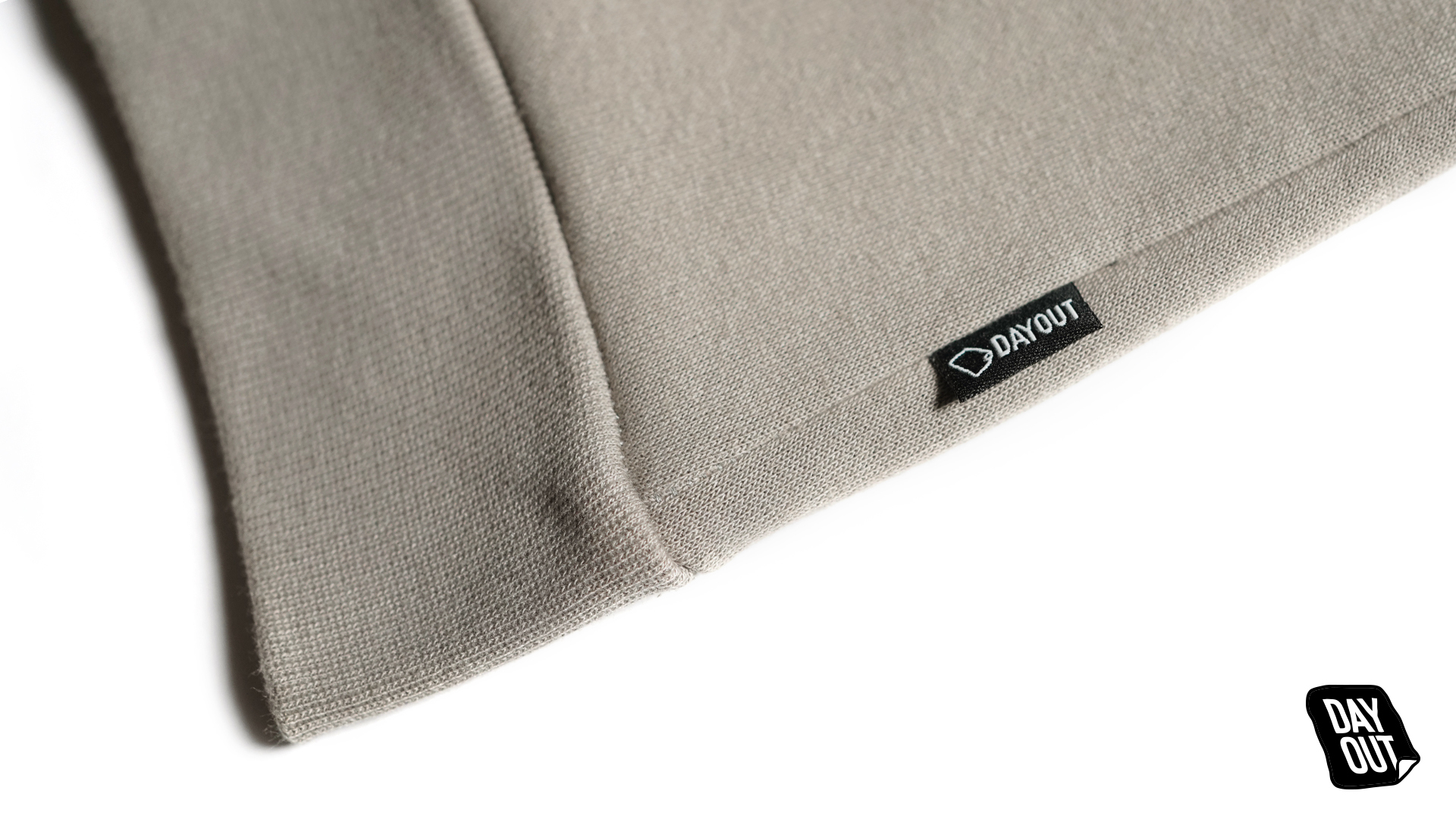 do_oglogo_neckcrew_khaki3