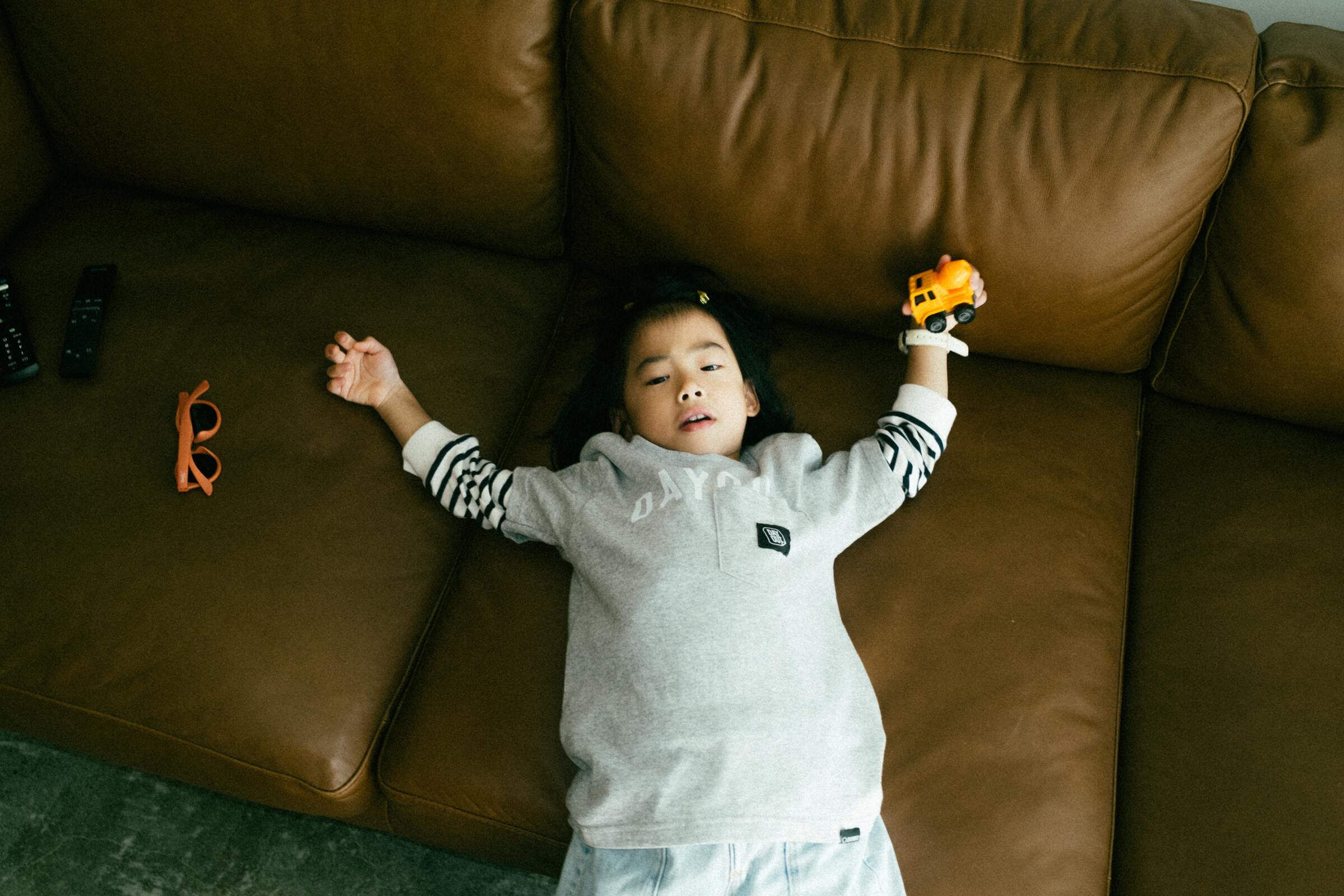 Kid grey10