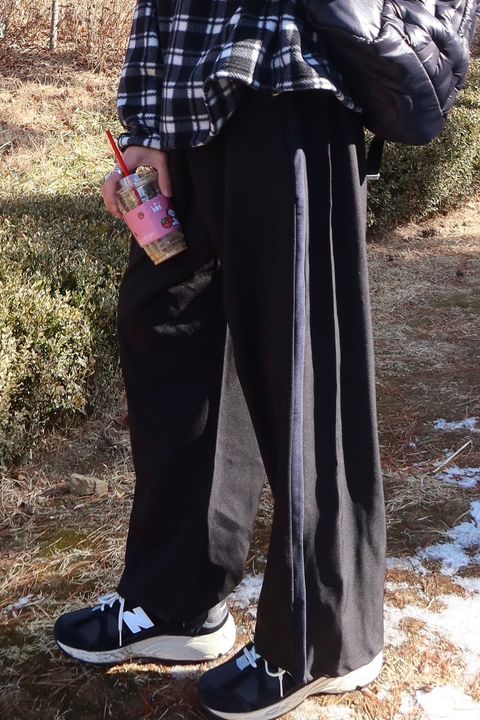 A43D72D1-6639-4BAB-9790-FF0B0E266031