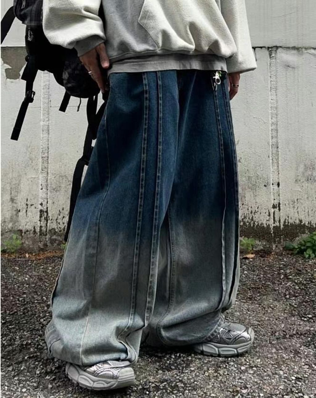 1102FBE5-8AAF-435C-8AD9-DE094CE731E6 3