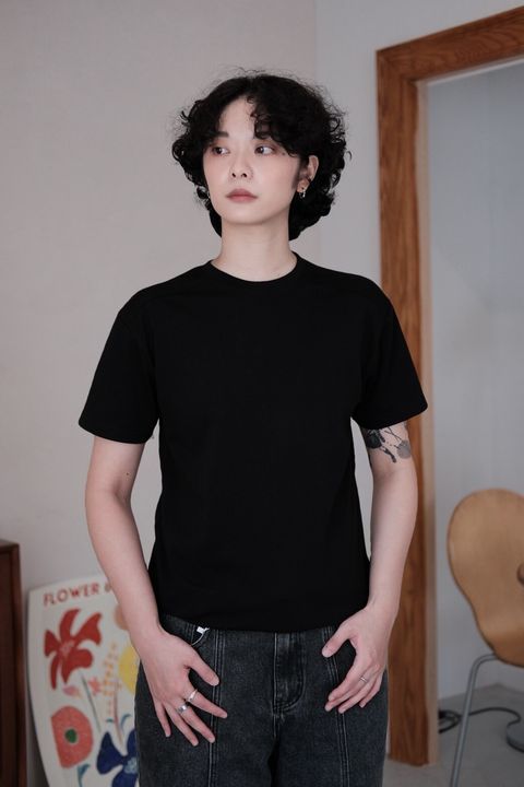 B8890CD9-4A75-40C5-8742-13335986B4B3