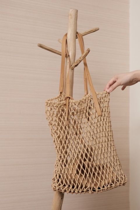 C1AB0841-ABA1-4A13-BCCF-C83D77ED9441