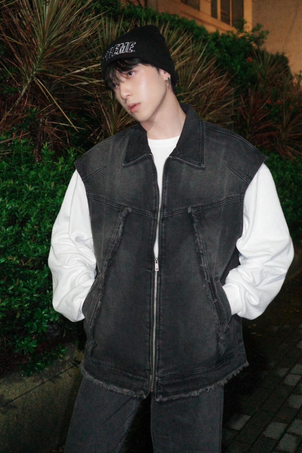 E98852AE-19CD-45BF-9FCF-9AEBD22EC195