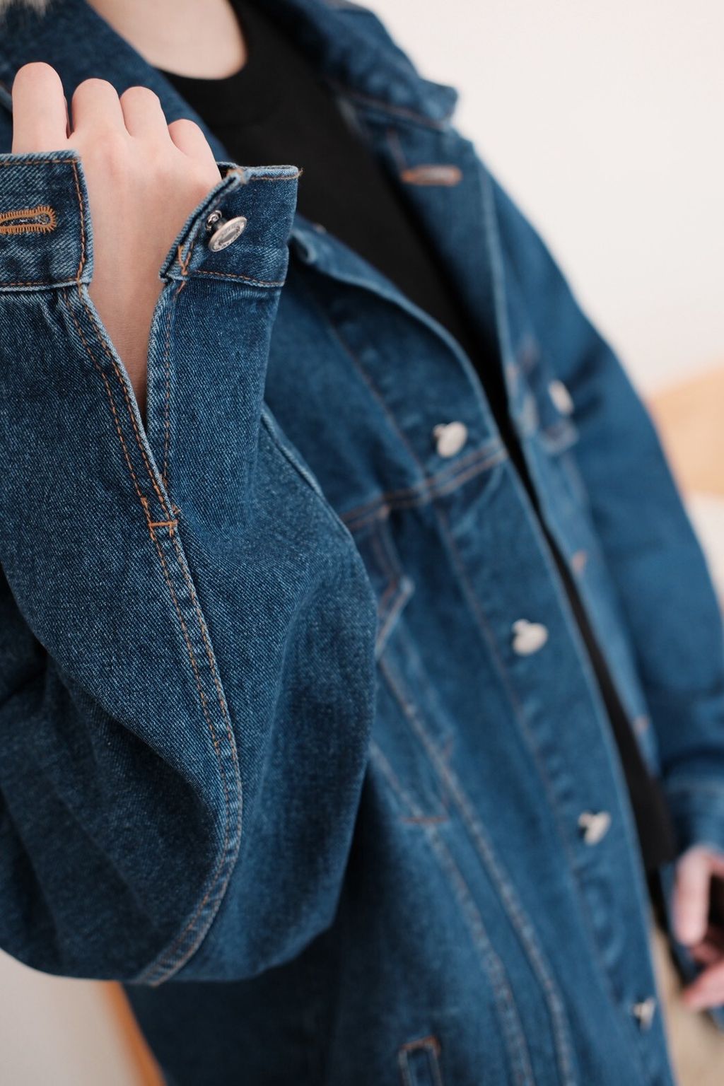 4DDB4FB5-7A07-42BB-94FD-59144B34B6C0