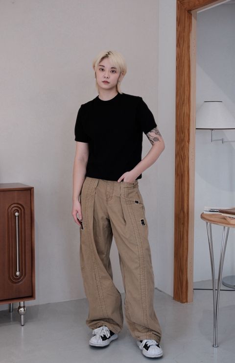 74F2F08D-E42A-4B07-9DDC-7A1B19444899