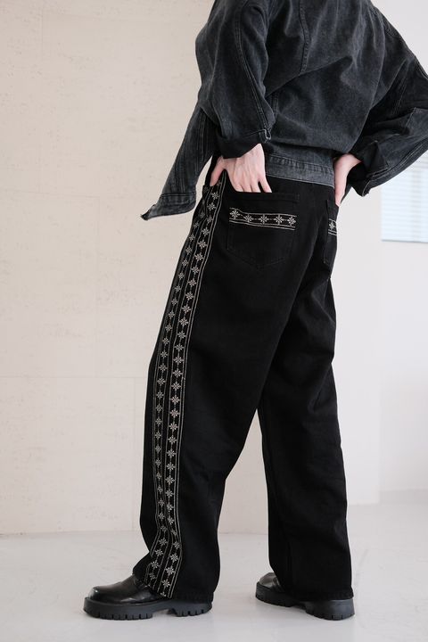 561B395A-021B-4DBB-AC60-C03EF894D777