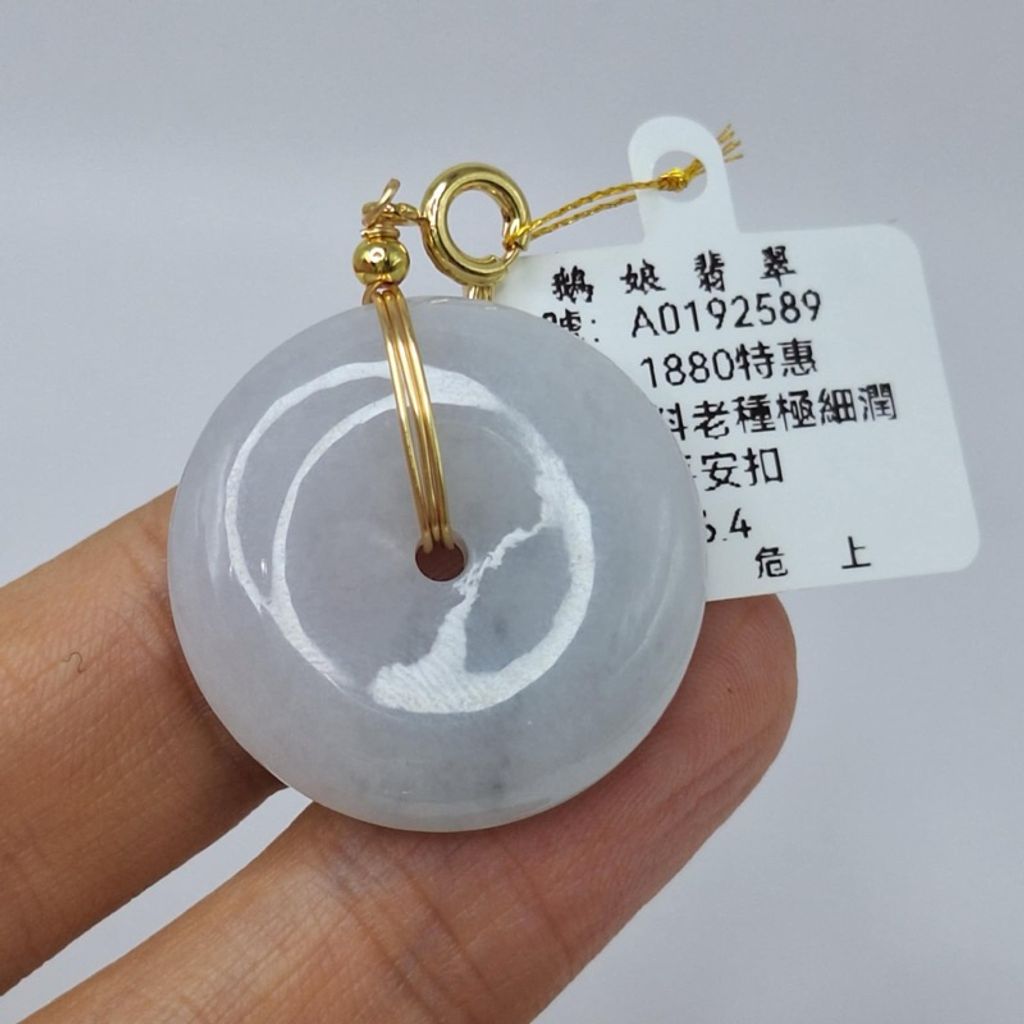 tw-11134207-7r98x-lyu56tp1uyvy47