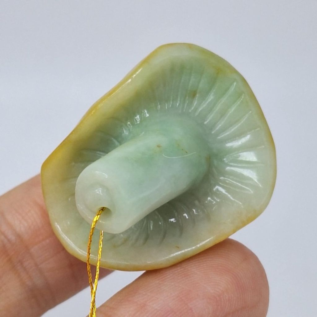 tw-11134207-7r98w-lyn3rissev4u49