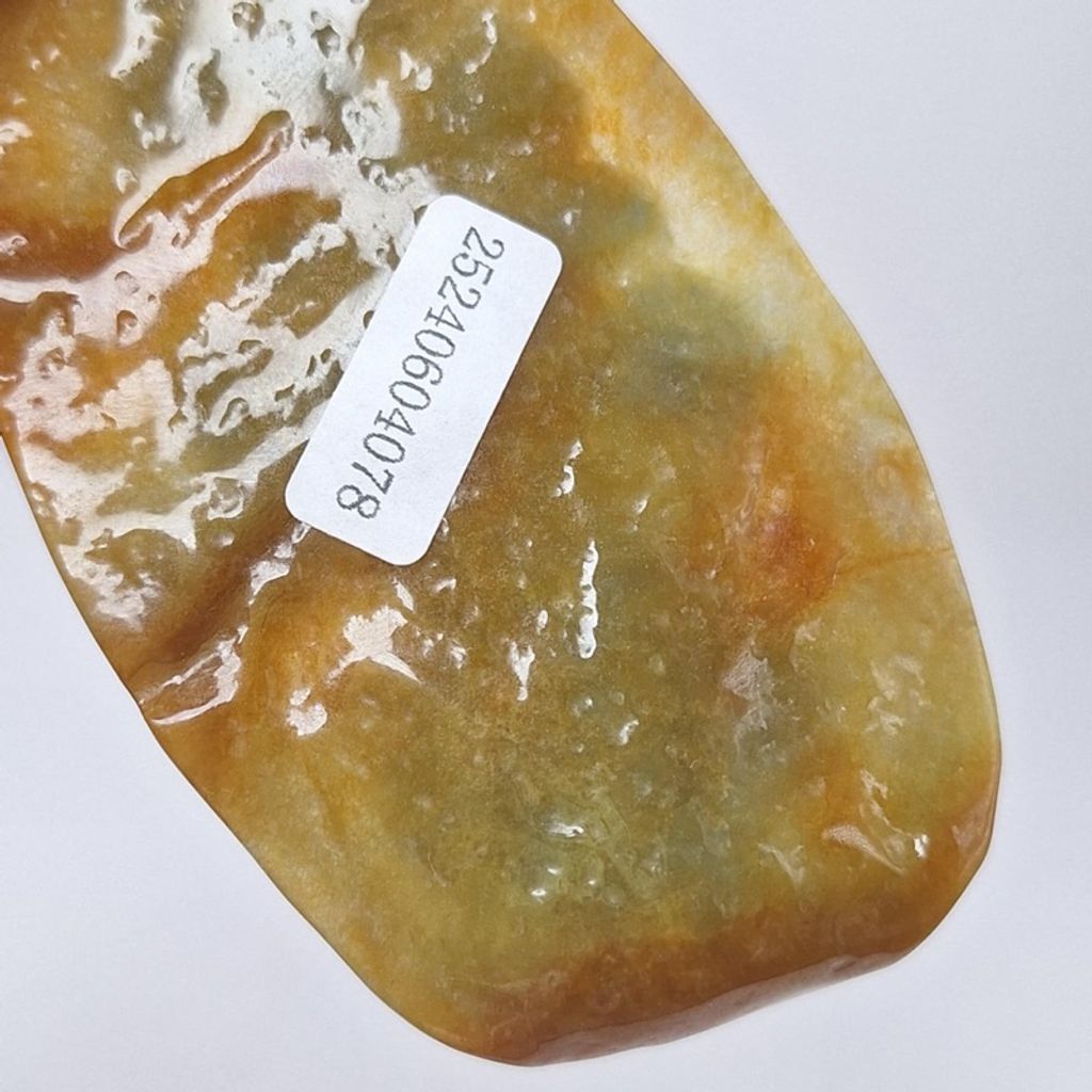 tw-11134207-7r991-ly1rbmpfka3q64