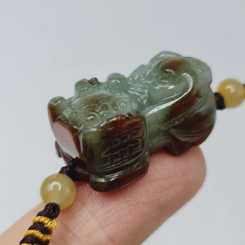 tw-11134207-7r98o-lwi6iushnw2uc9