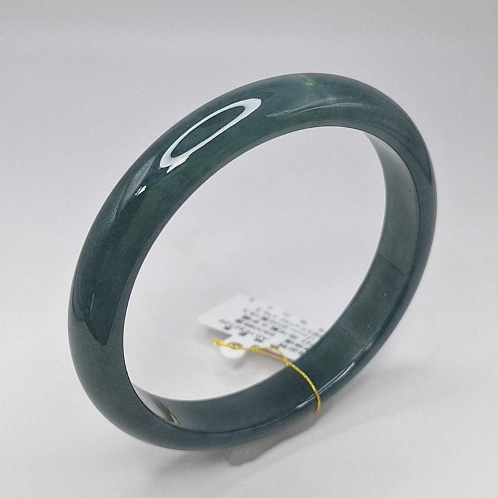 tw-11134207-7r98u-m0183bqs38nz04