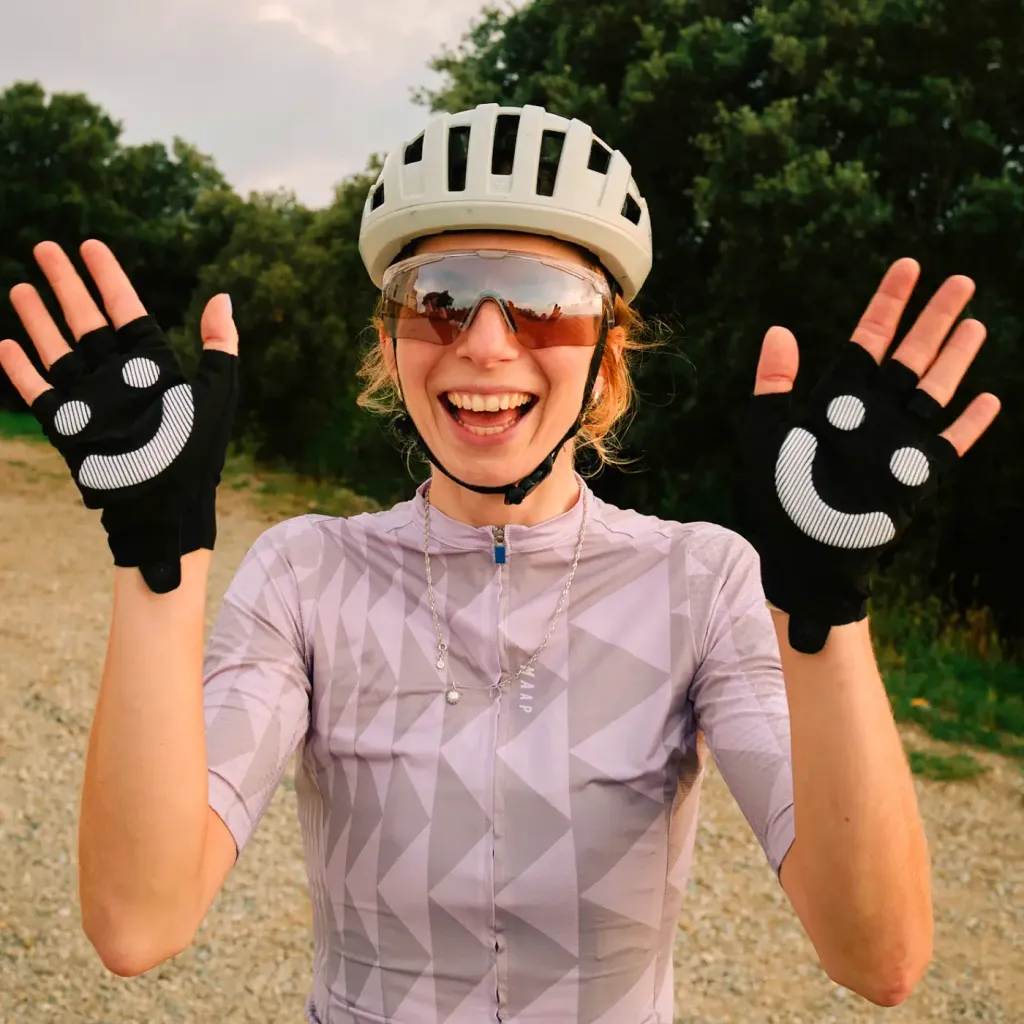 Liz_Seabrook_Summer_Gloves