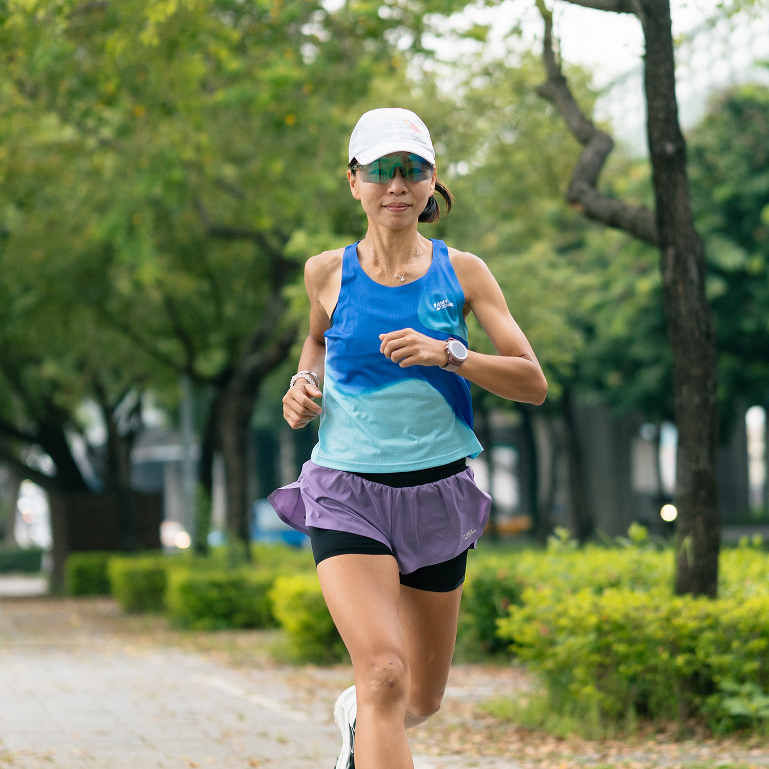 Micro_Prf_Seamfree_singlet_W_Pic_A5