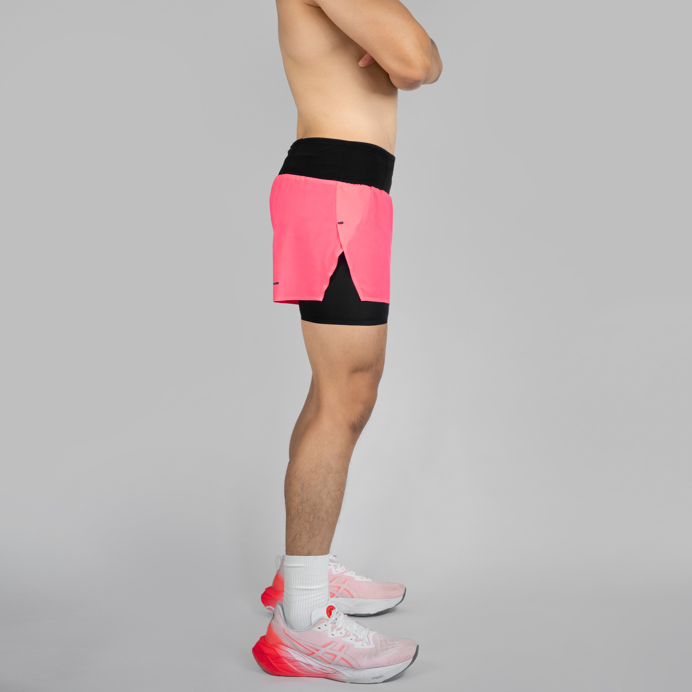 R_Shorts_3inch_M_Des_Q3