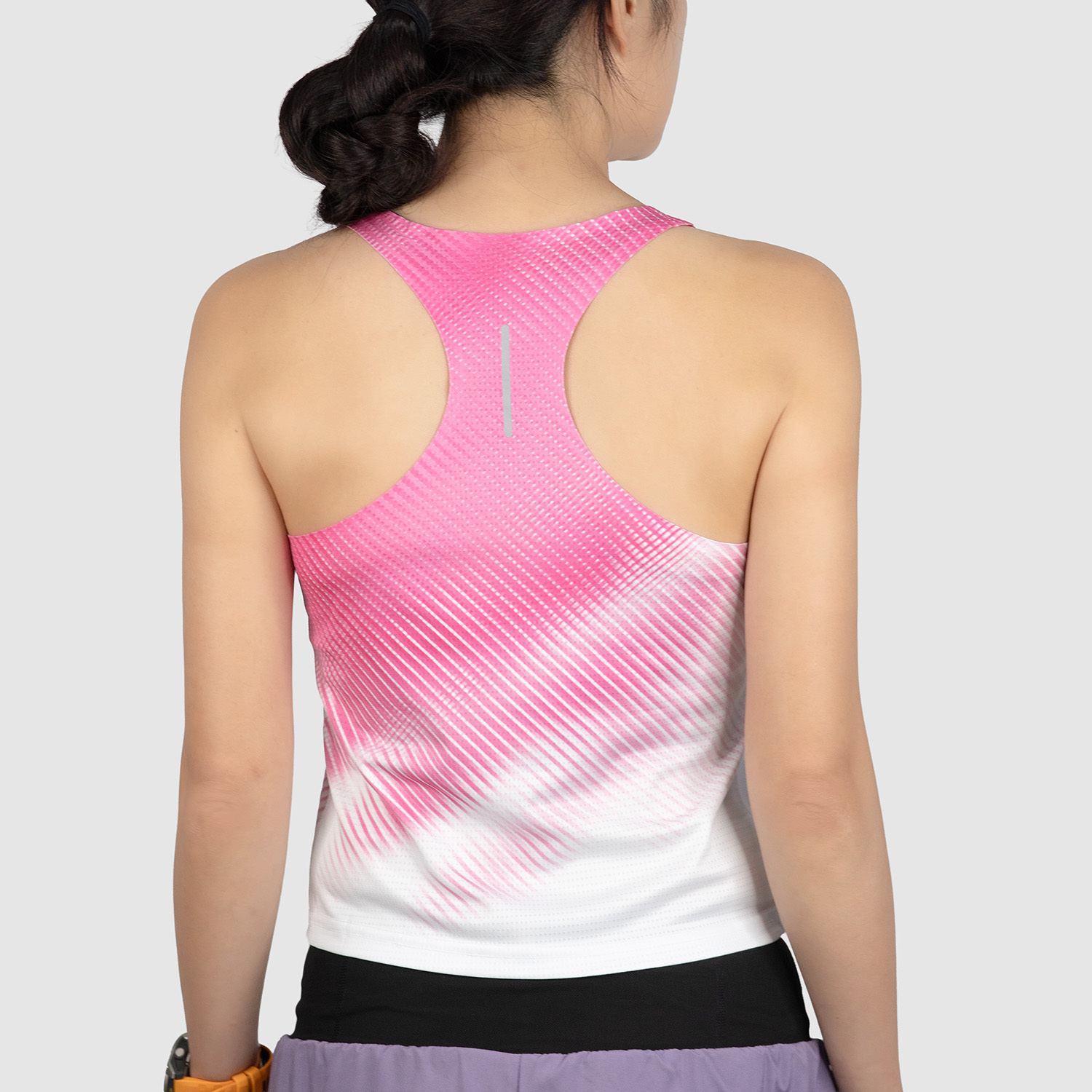 Micro_Prf_Seamfree_singlet_W_Pic_C2