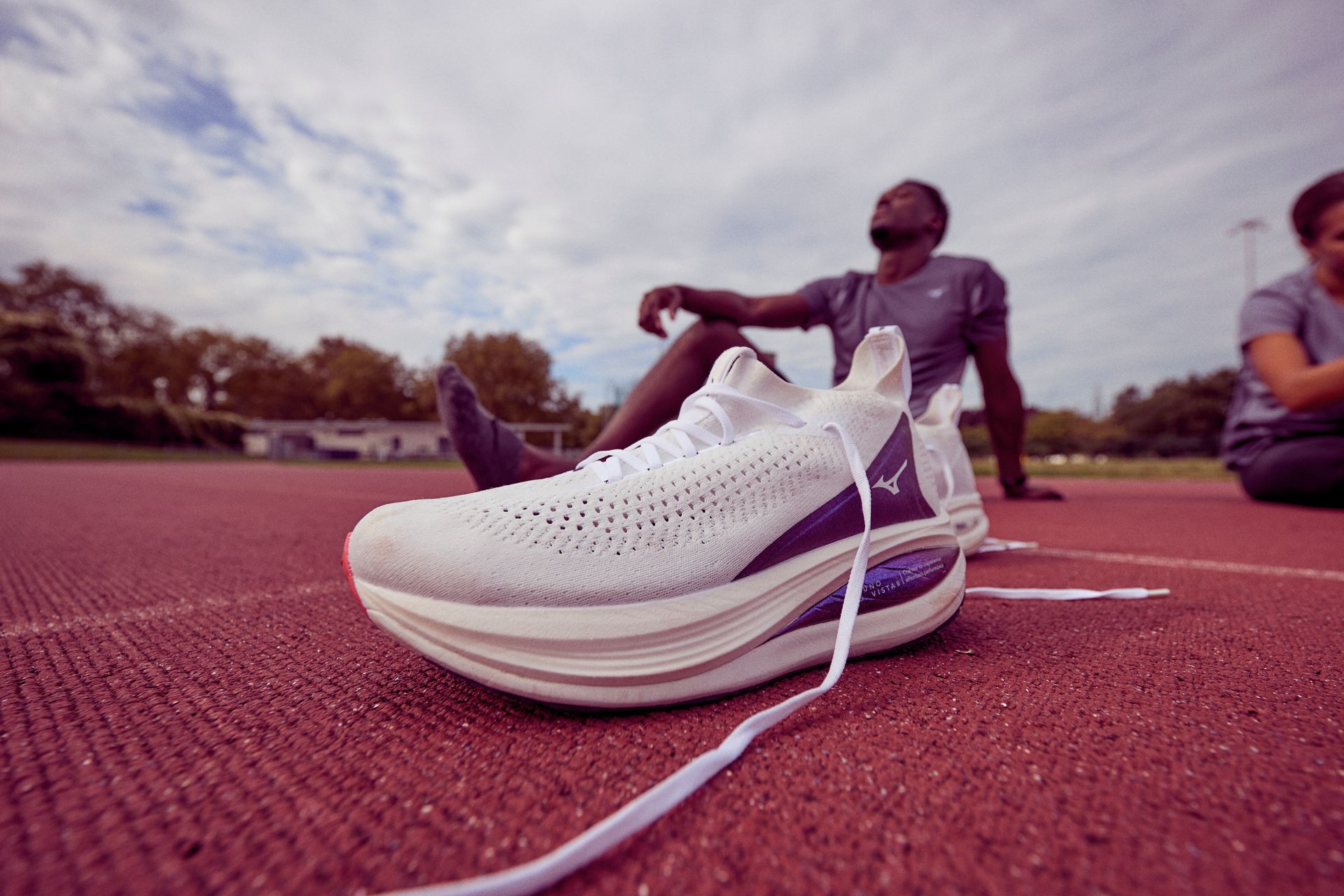 Mizuno Neo Vista 2