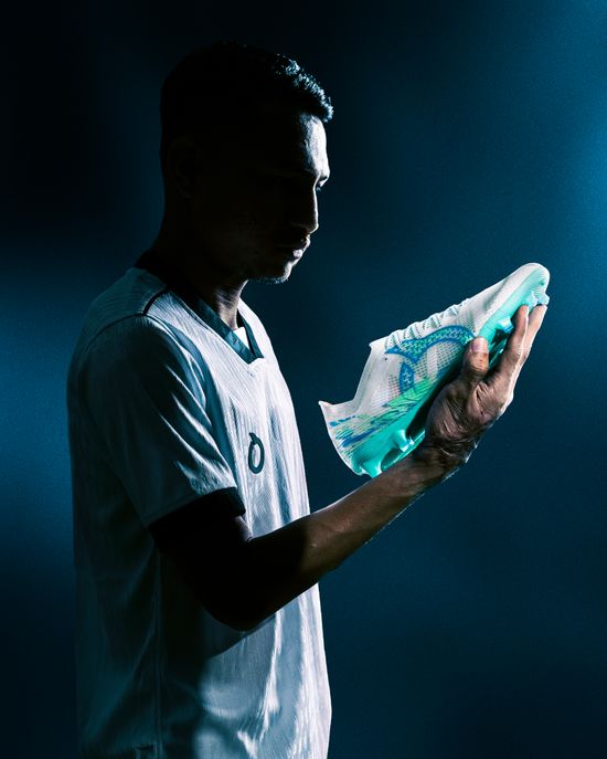 Ortuseight Catalyst Liberte Virtus V2 FG SE | ProjectSportsChuteiras