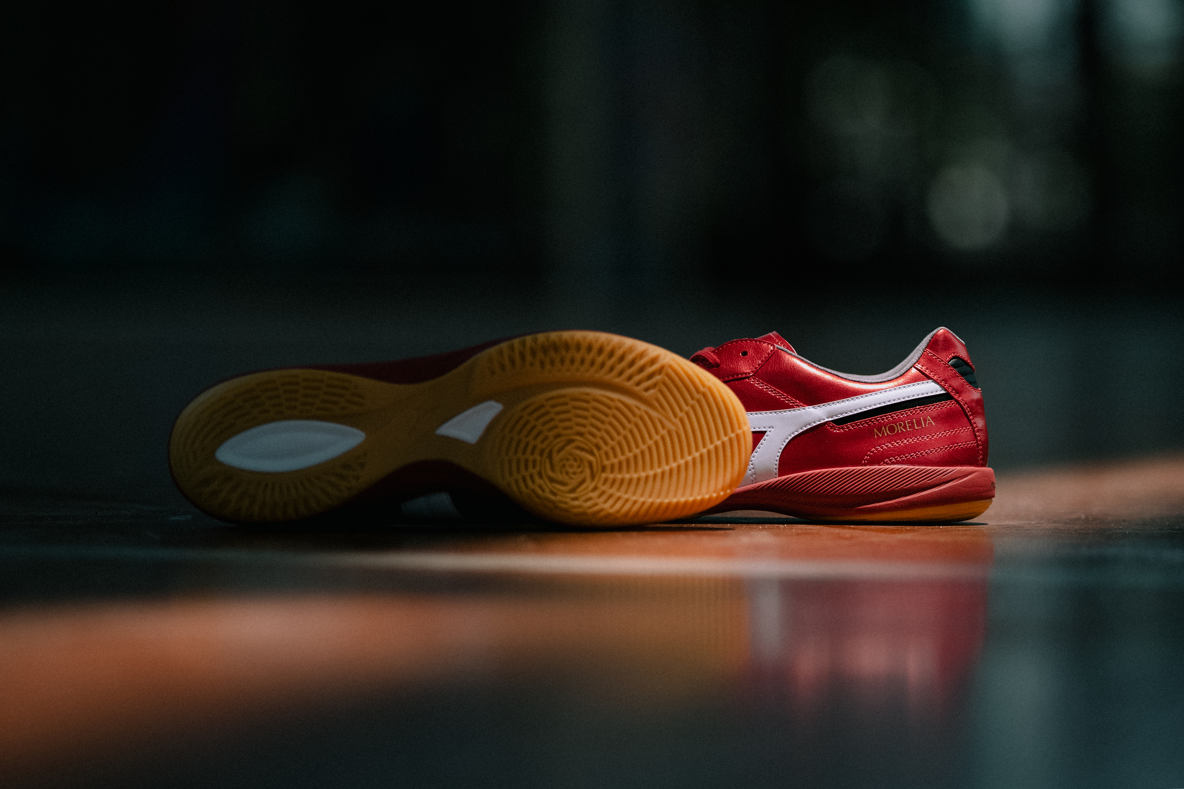 【新品未使用】MIZUNO MORELIA SALA JAPAN IN Mizuno Morelia Sala Elite IN 'Morelia 40th Red/White/Black