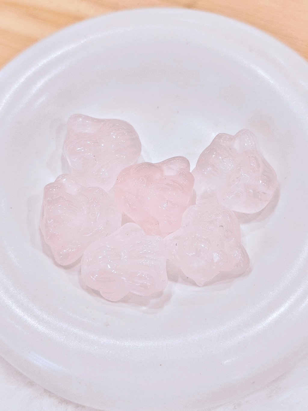果凍粉兔兔
