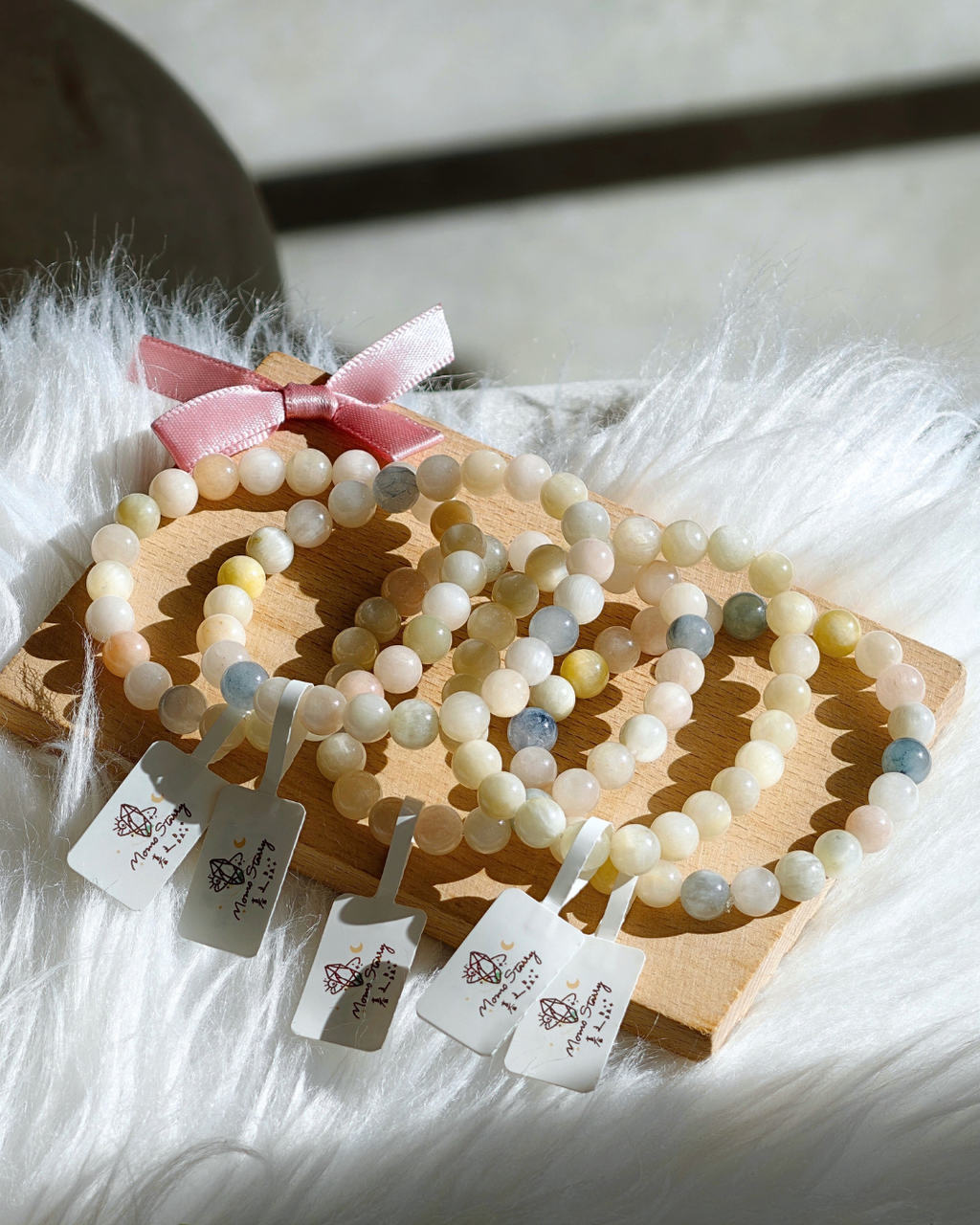 V (10)