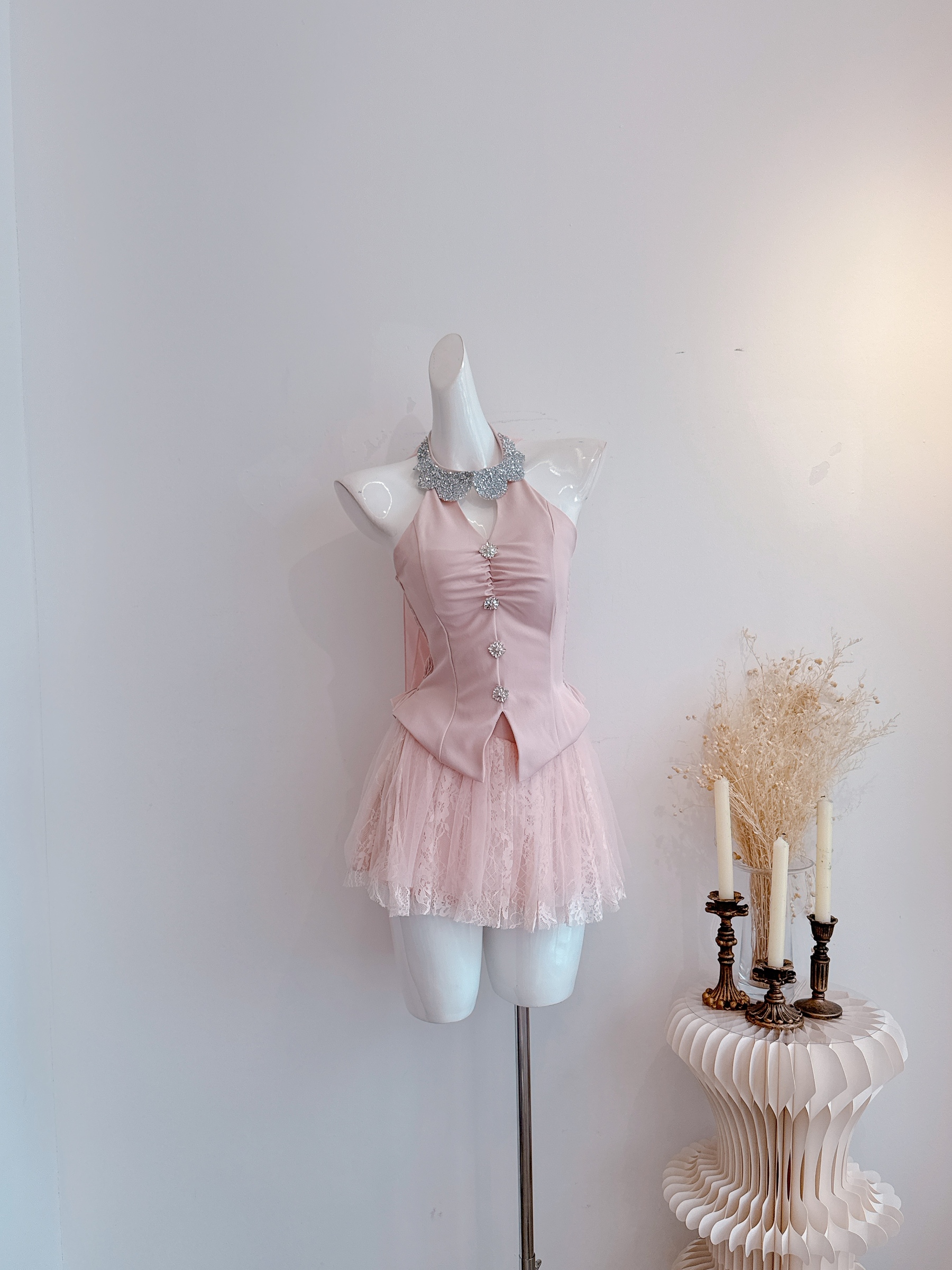 Pink F