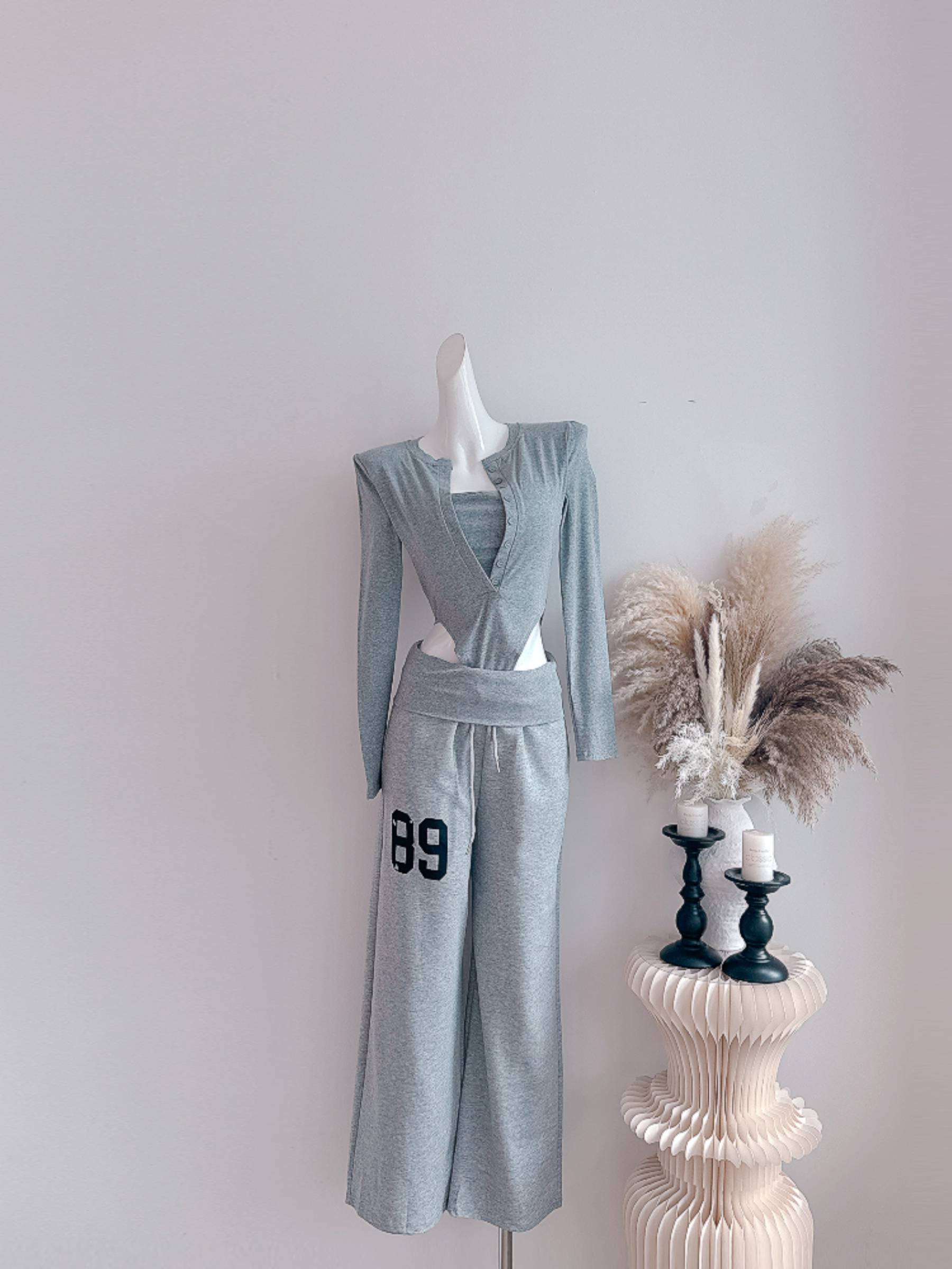 Grey F