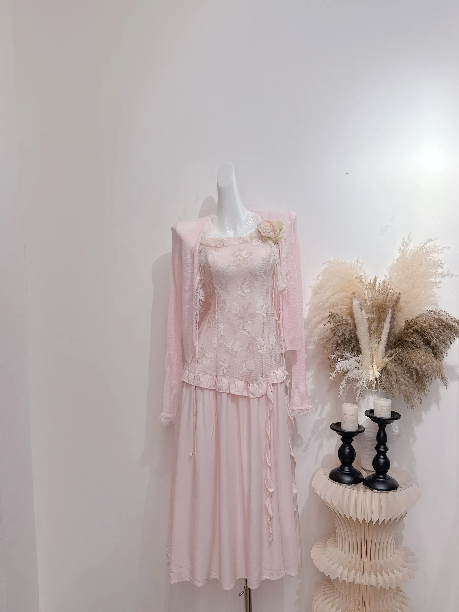 Pink F