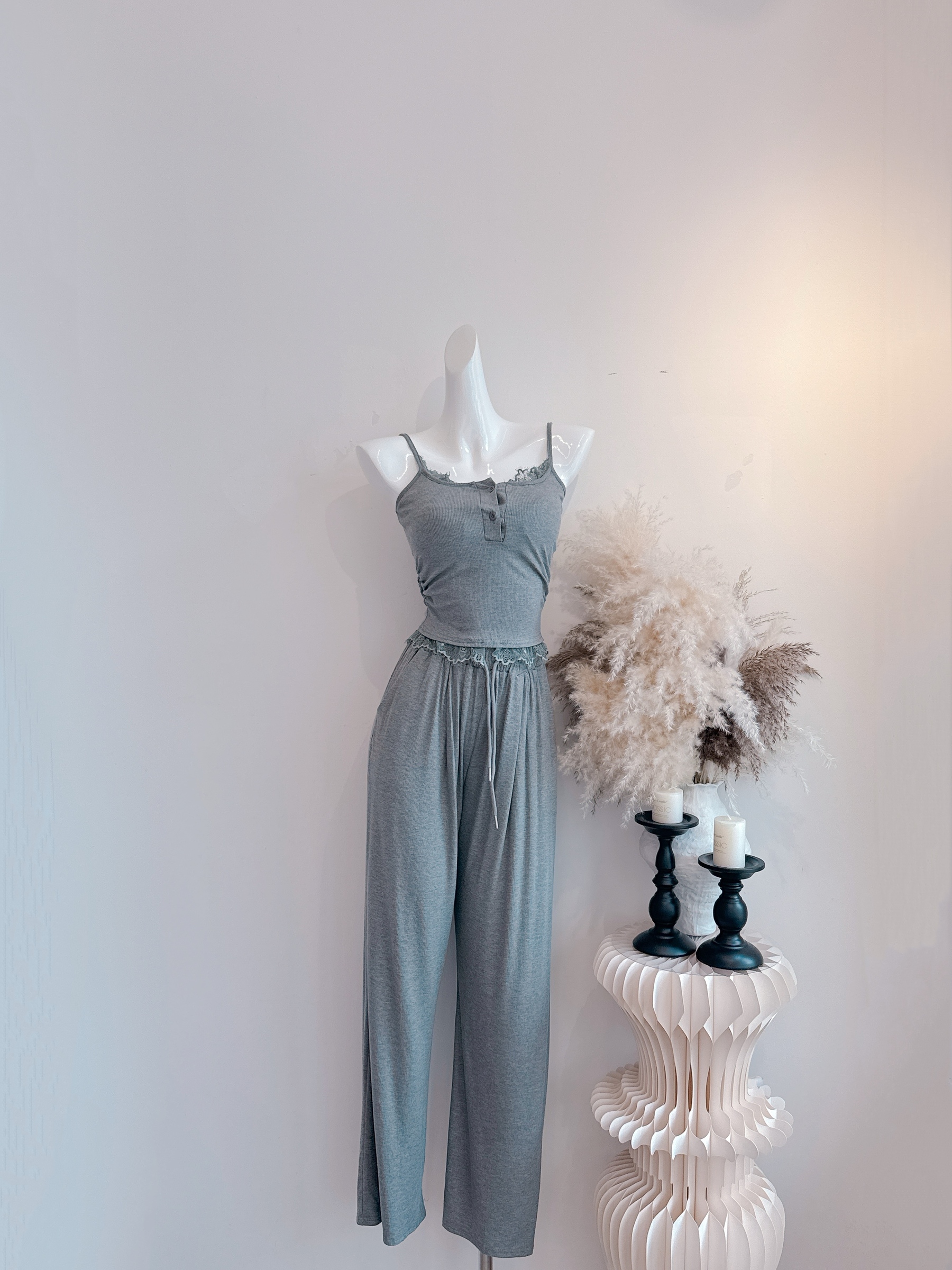 Grey F
