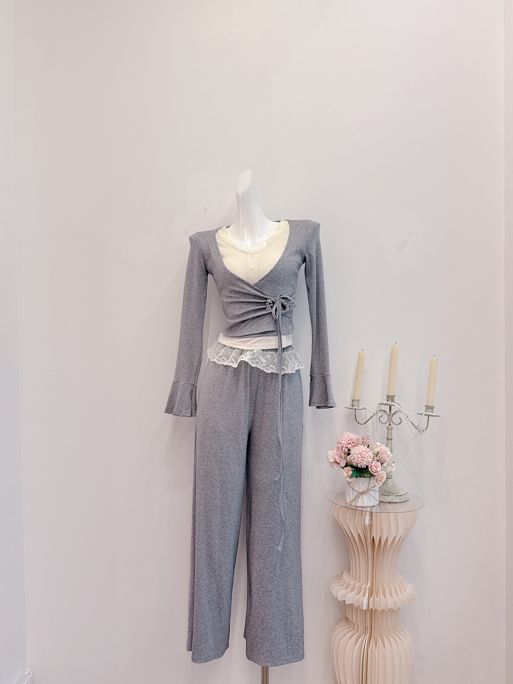 Grey F