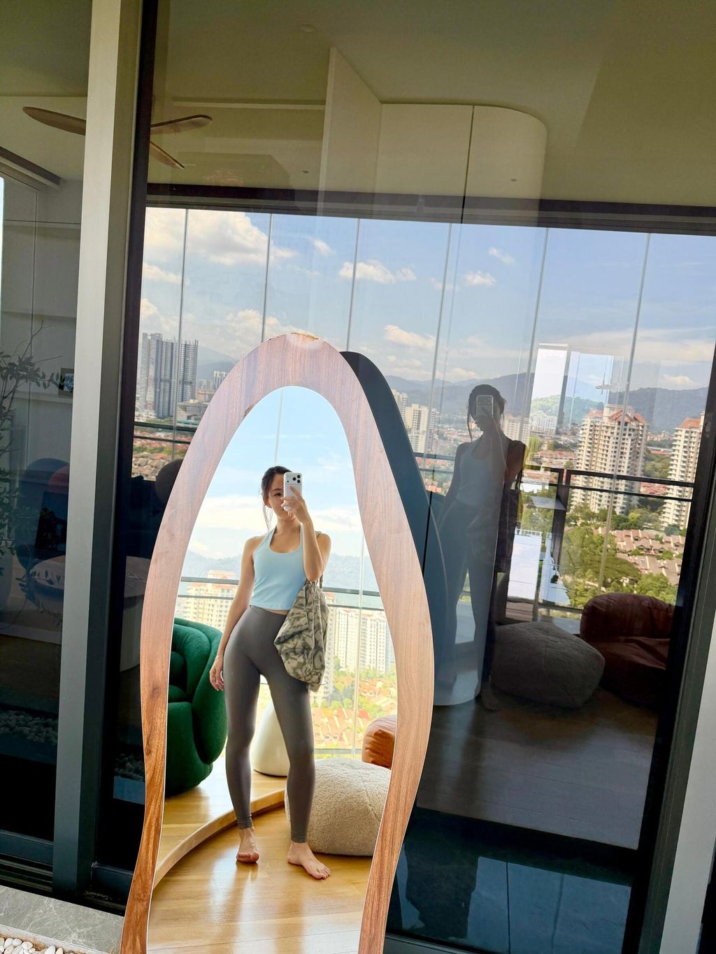 2b104eac-ac1e-4deb-9d88-f53ddad5b490