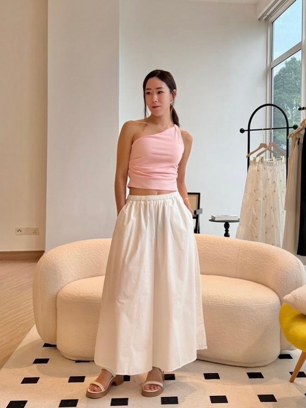 1D7EC757-9F2C-44A2-A782-07FAE9C7D78E