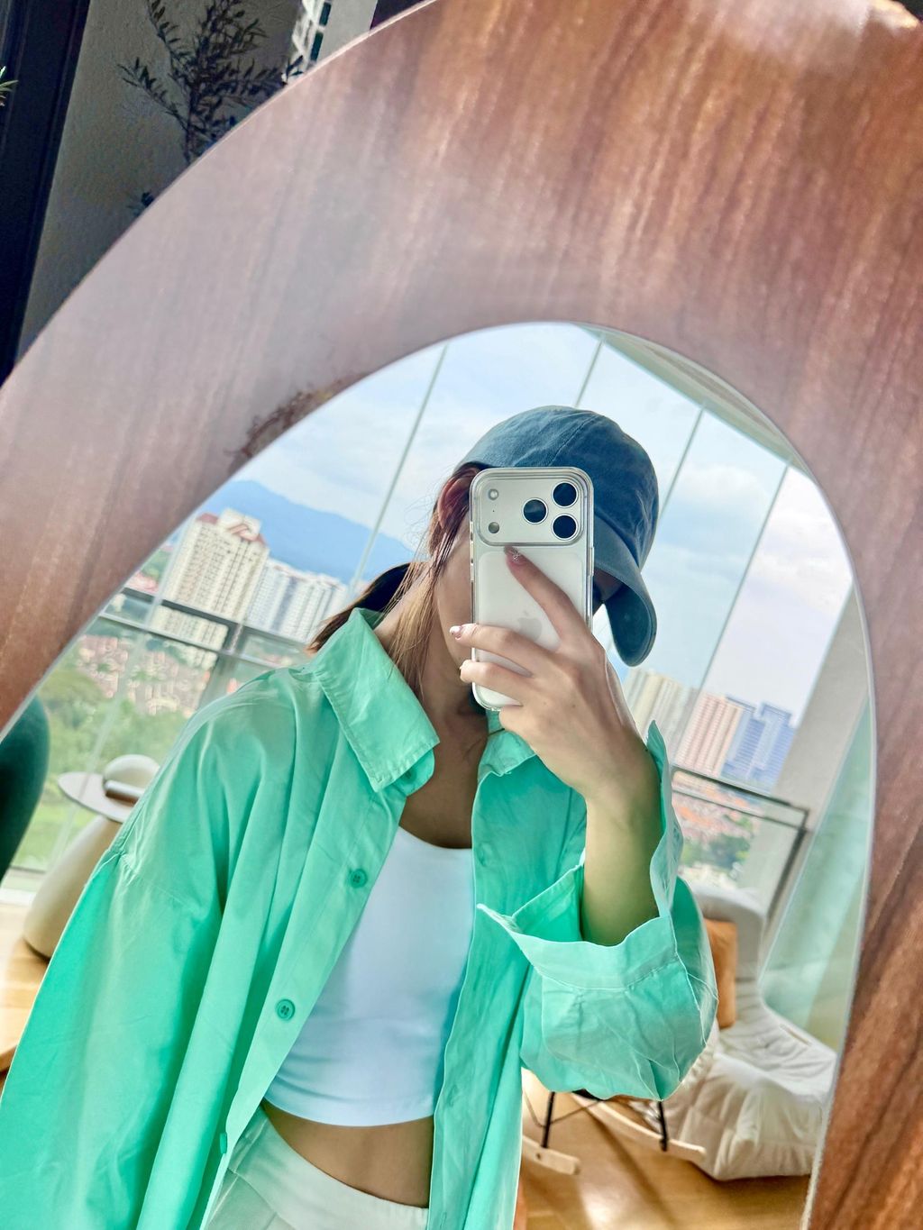 b06c6fb9-e75d-4989-a627-4c56497473e9