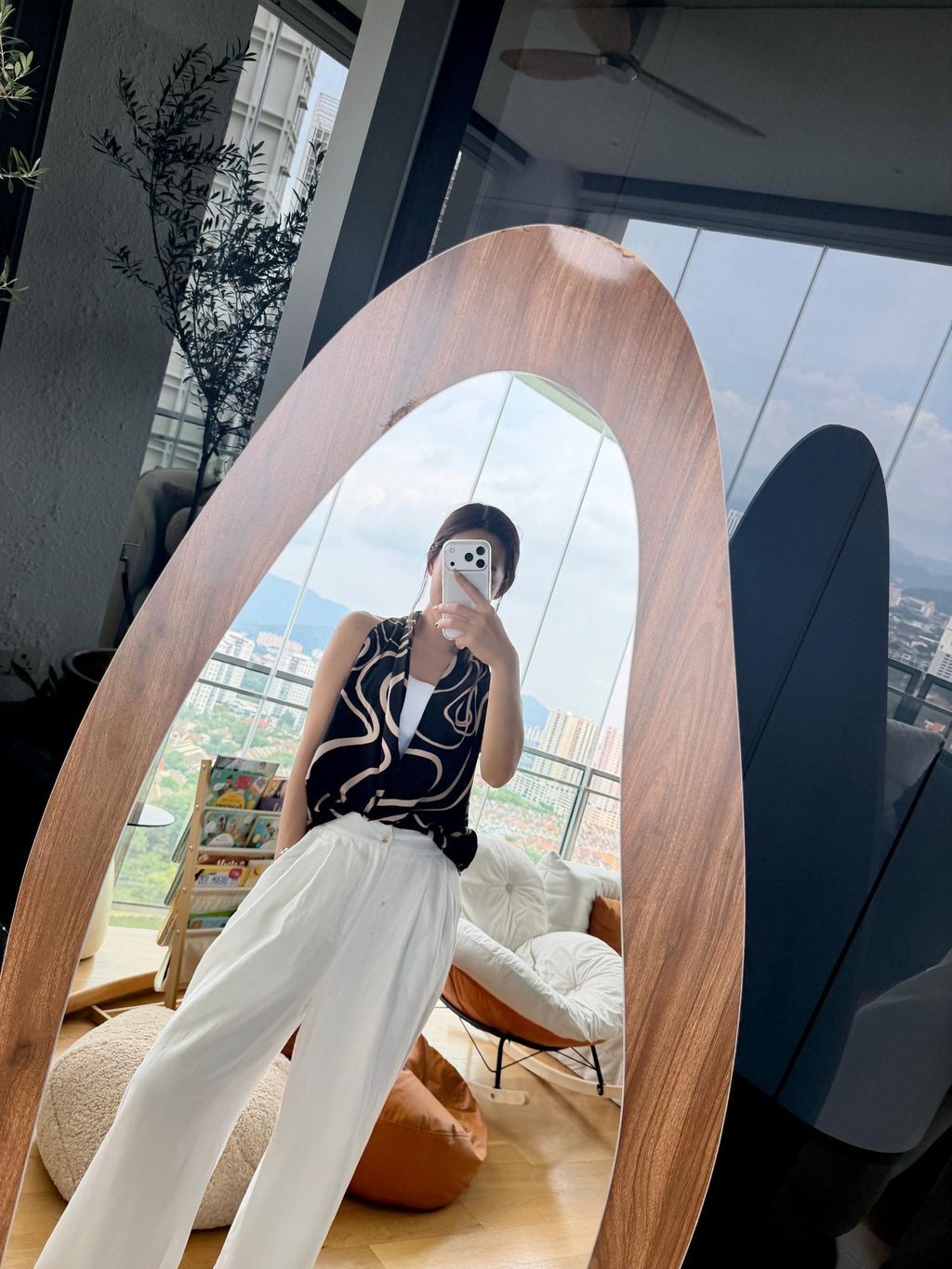 8f7d9eb5-094e-4859-a8b4-907f5c79e67b