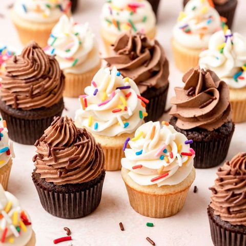 mini-cupcakes-1200x1200-1