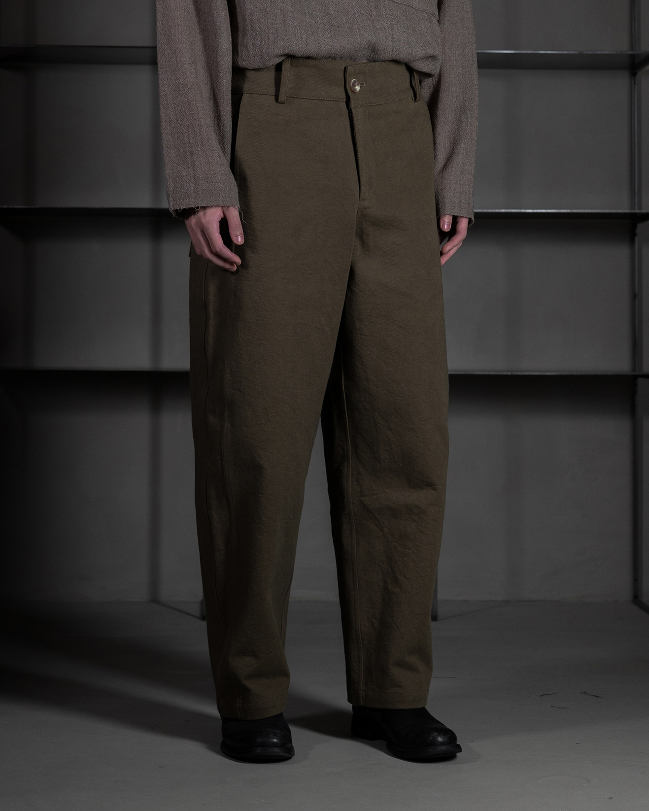 tapered_jeans_olive_green_japan_fabric