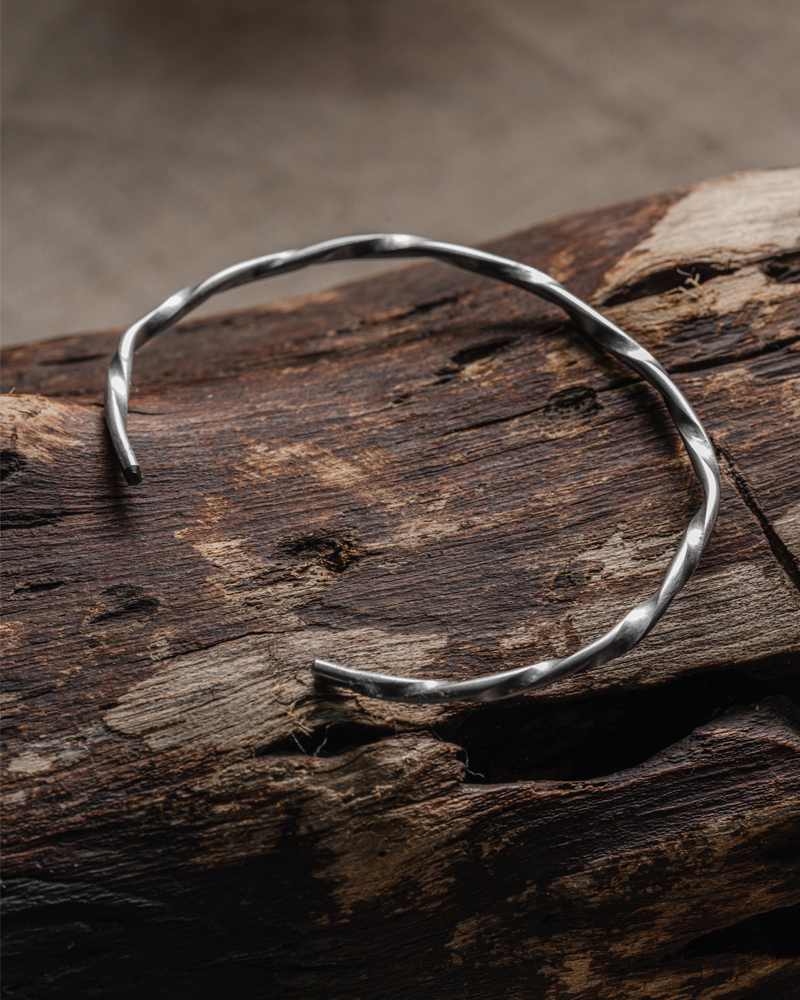twist_bangle