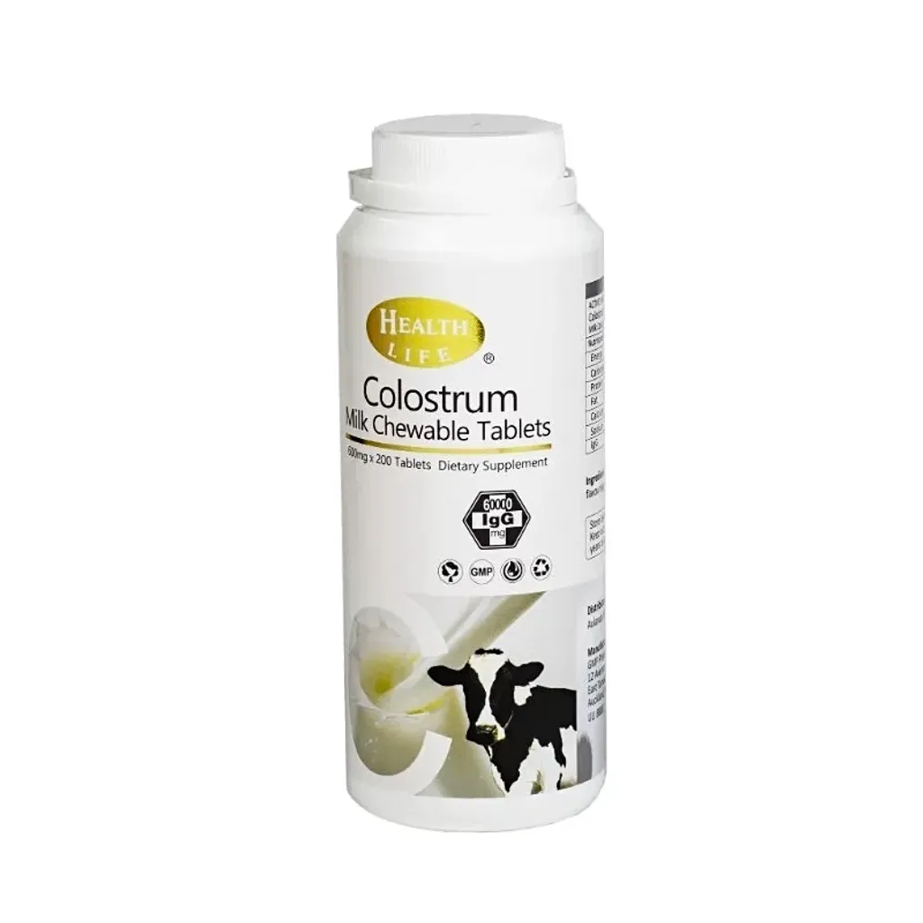 Health Life Milk Colostrum 牛初乳咀嚼片 200 粒（草莓口味），含 IgG 免疫球蛋白與牛奶鈣，支持兒童成長與免疫健康