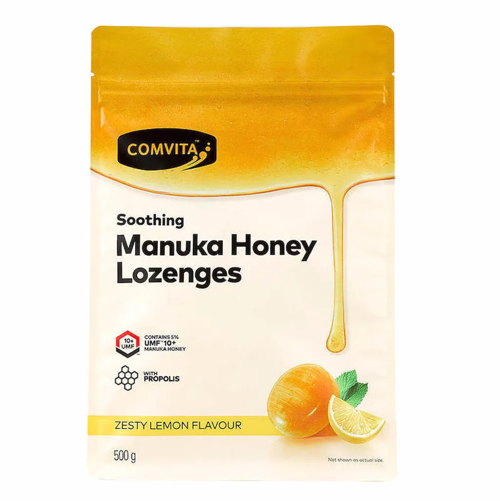 Comvita Manuka Honey Lozenges UMF10+ 麥蘆卡蜂蜜蜂膠潤喉糖 500g，含 UMF10+ 麥蘆卡蜂蜜與橄欖葉萃取物，舒緩喉嚨不適，支持呼吸道健康