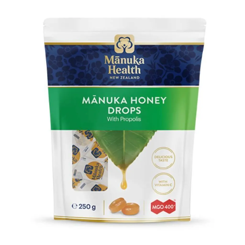 Manuka Health 麥蘆卡蜂蜜蜂膠糖，MGO 400+ 高活性蜂蜜搭配蜂膠與維生素 C，舒緩喉嚨不適，增強免疫力，天然薄荷風味，獨立包裝方便攜帶。