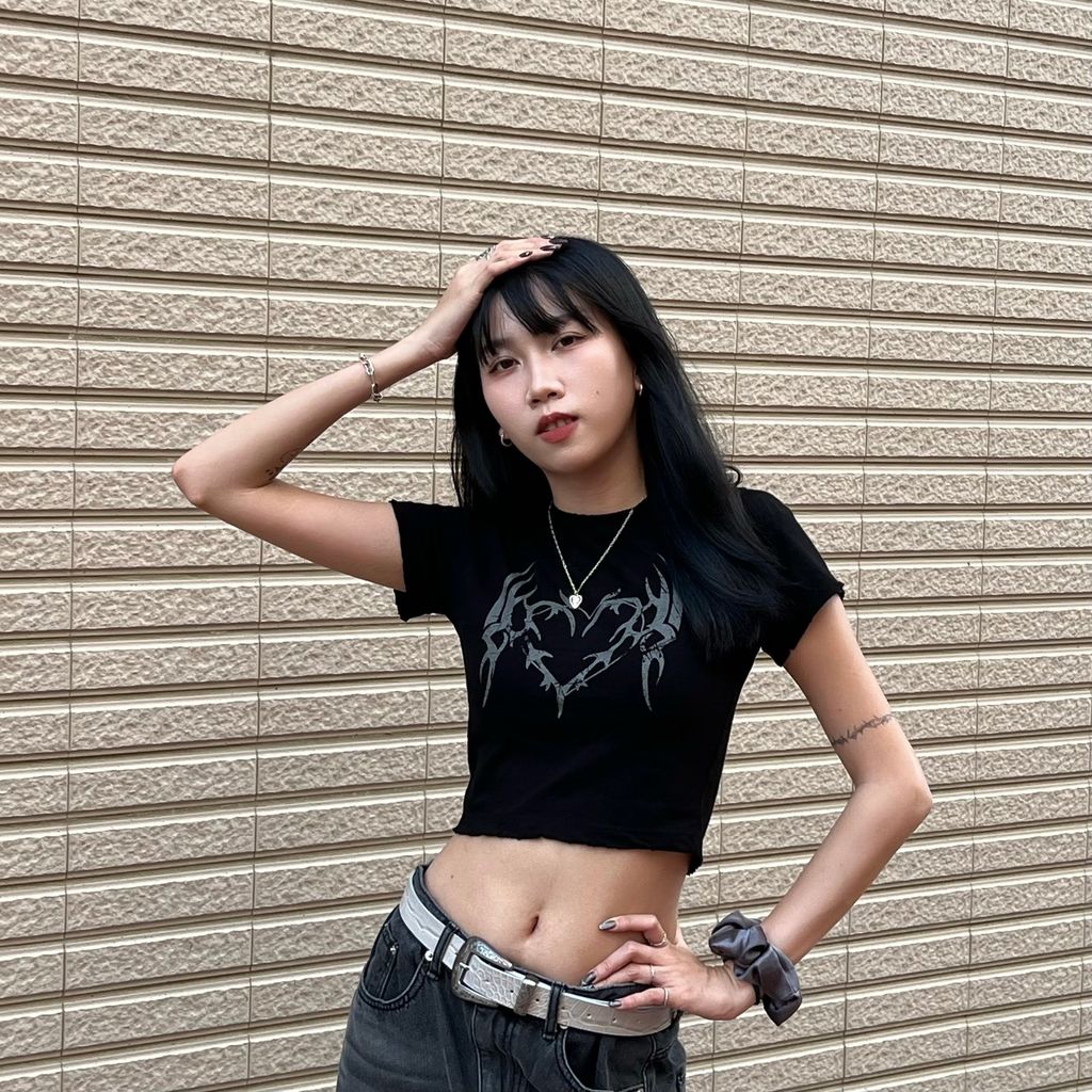 heart print做舊短上衣