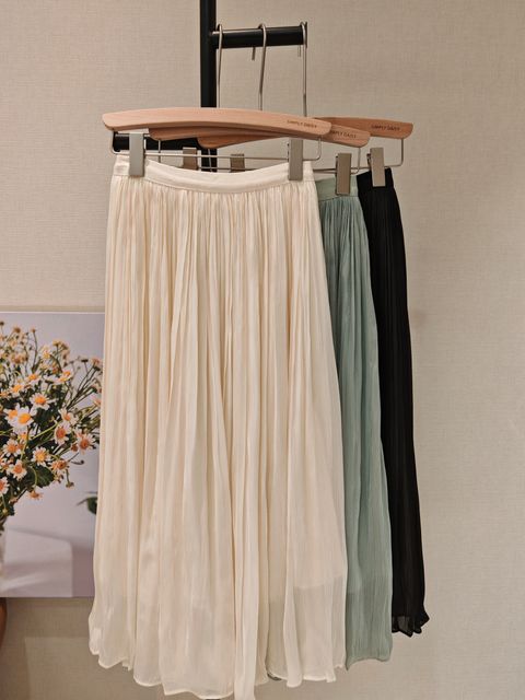 Pleated Silky Chiffon Skirt 褶皱丝滑雪纺半裙