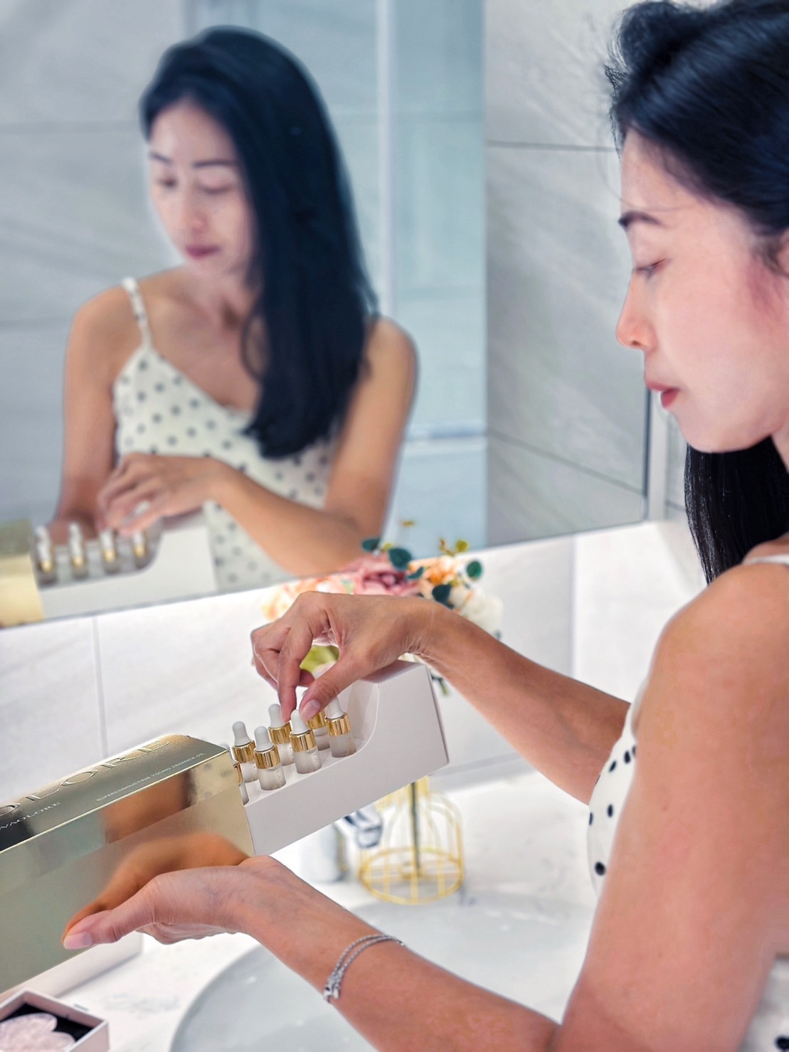 上了年紀之後，時間就像開了加速鍵，對抗皮膚開始鬆弛下垂、眼角細紋，總是不停的在找尋更適合的產品來維持