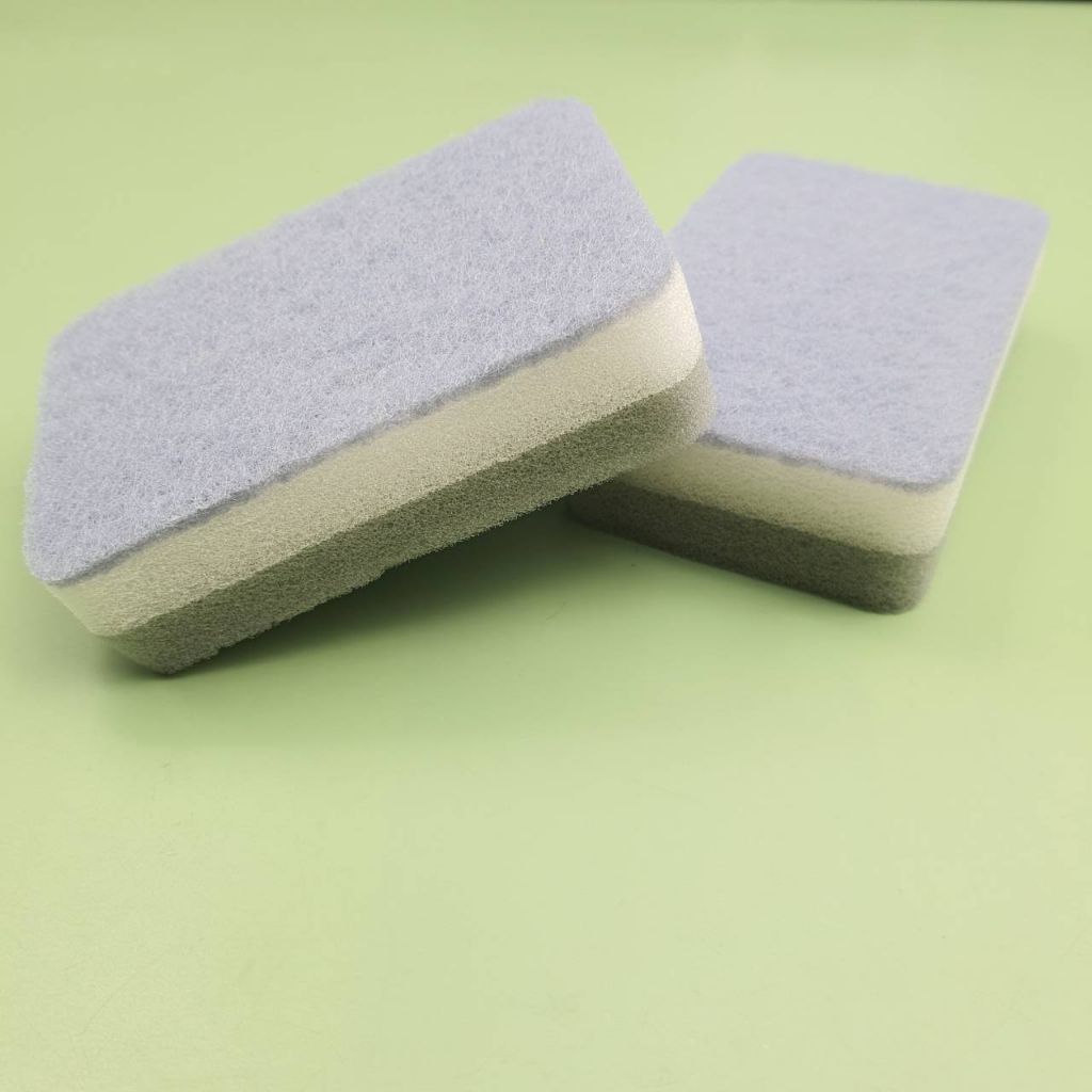 tw-11134207-7qula-liz9zszaccoyf2