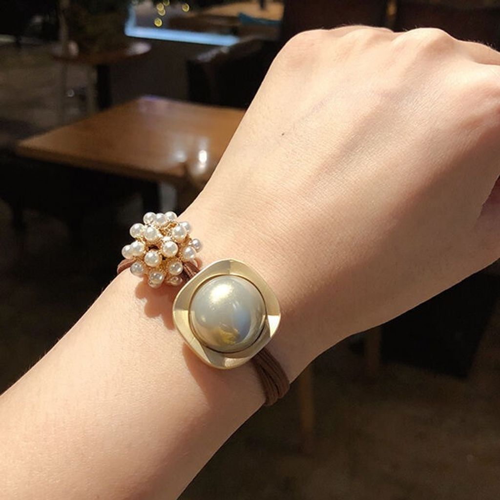 c3be0c8be43c81cb02952668169ddc77