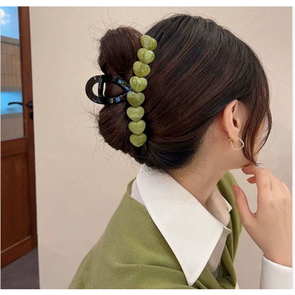 tw-11134207-7qukz-lhtcrd5xzt1qde